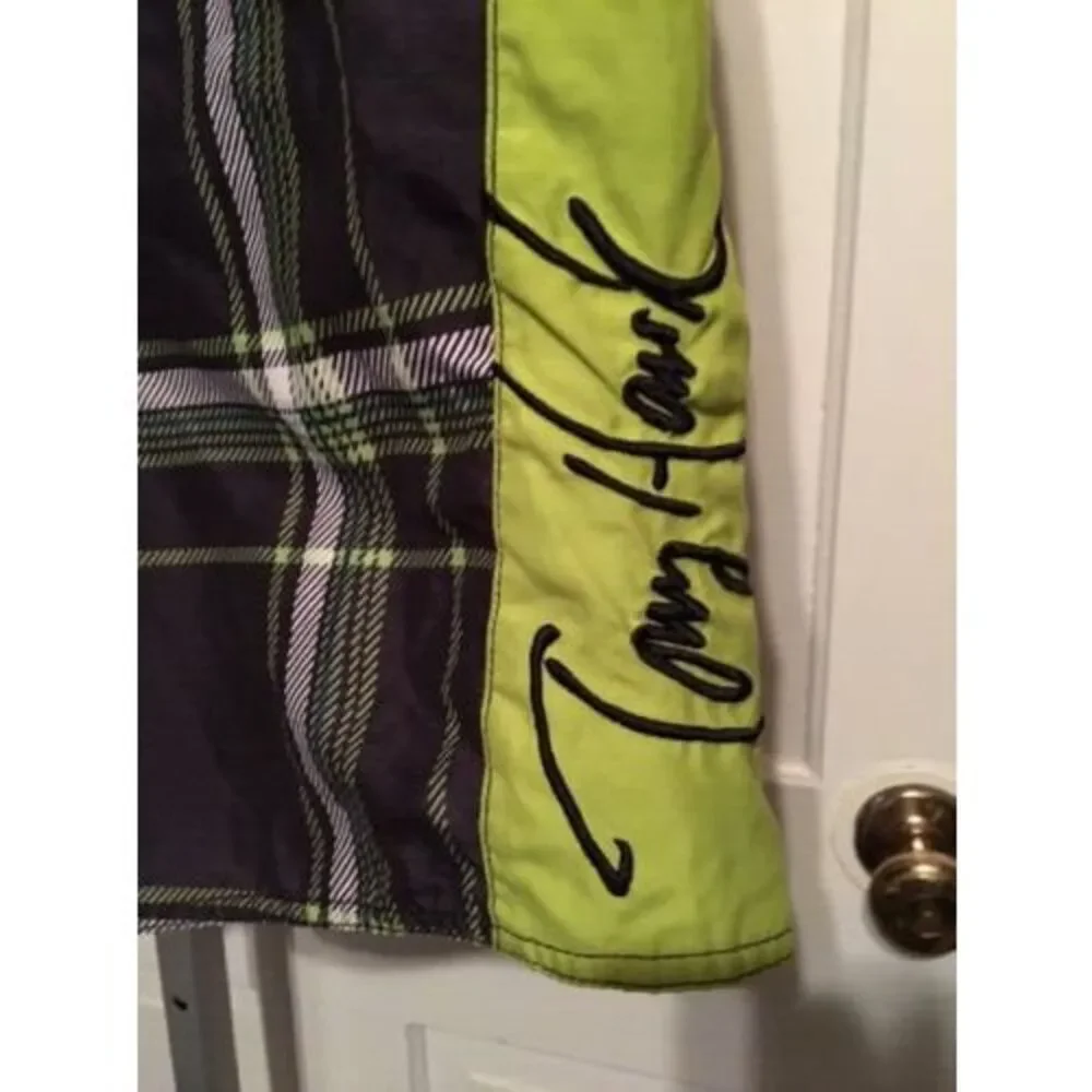 TONY HAWK SIZE 34 BOARD SHORTS